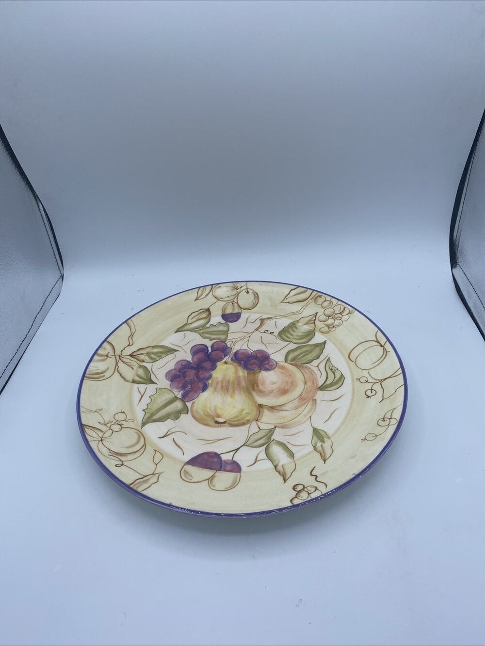 Zrike Algarve Fruit Pear Apple grape Serving Plate Ceramic 11”